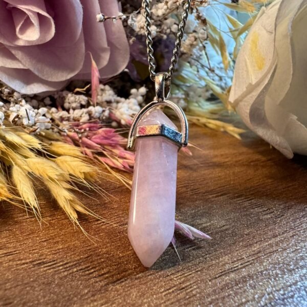 pembe kuvars kolye çivi modeli